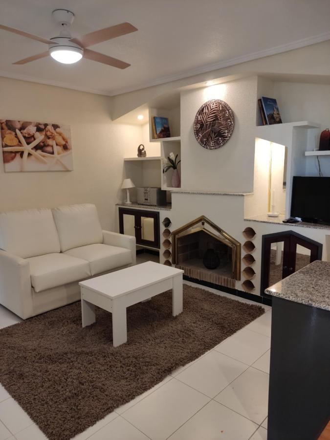 Confortable Apartamento Con Vistas Al Mar Torrevieja Dış mekan fotoğraf