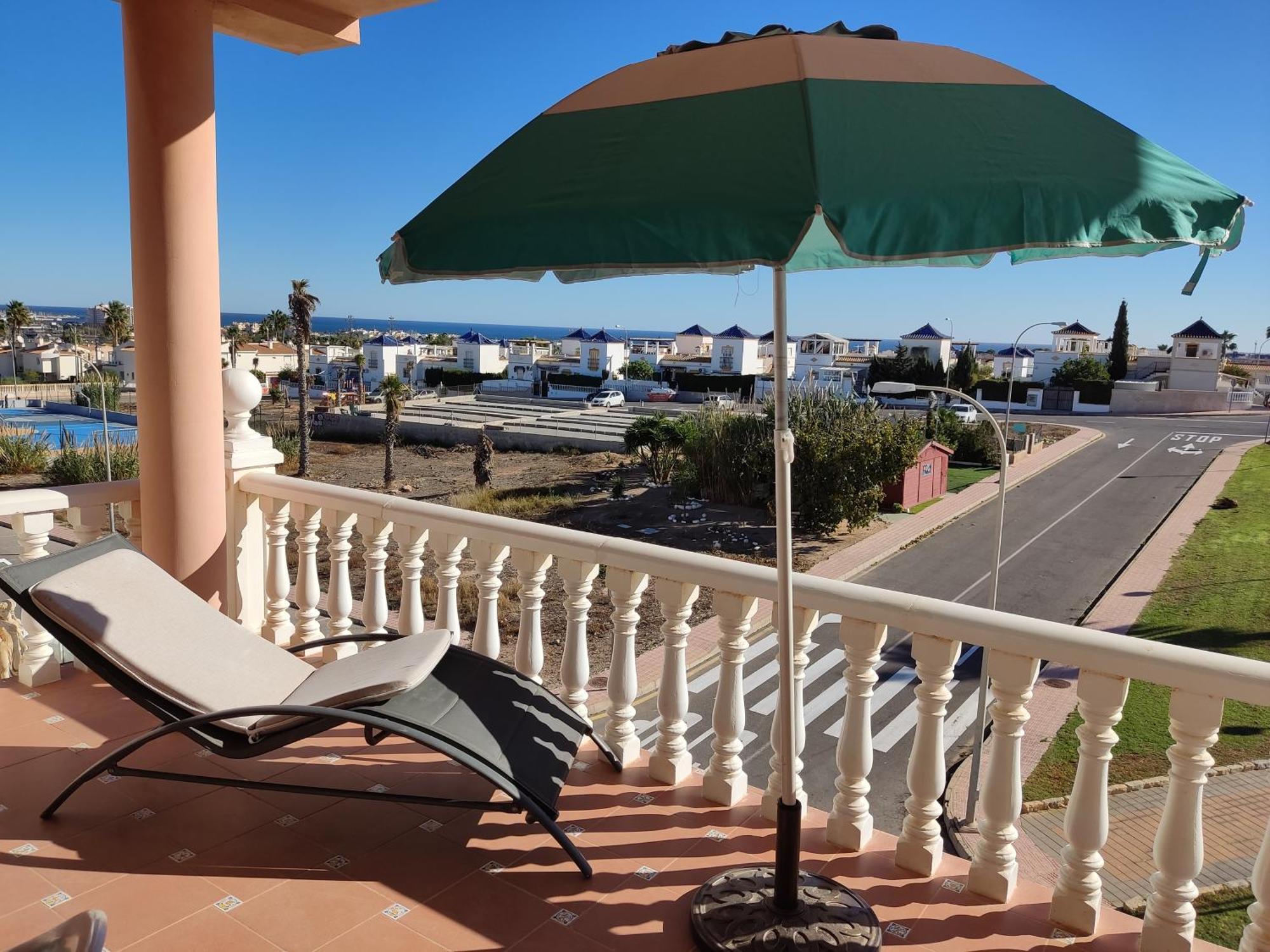 Confortable Apartamento Con Vistas Al Mar Torrevieja Dış mekan fotoğraf